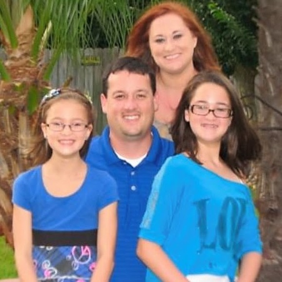 Meet your Posher, Christina - Picture 1 of 1